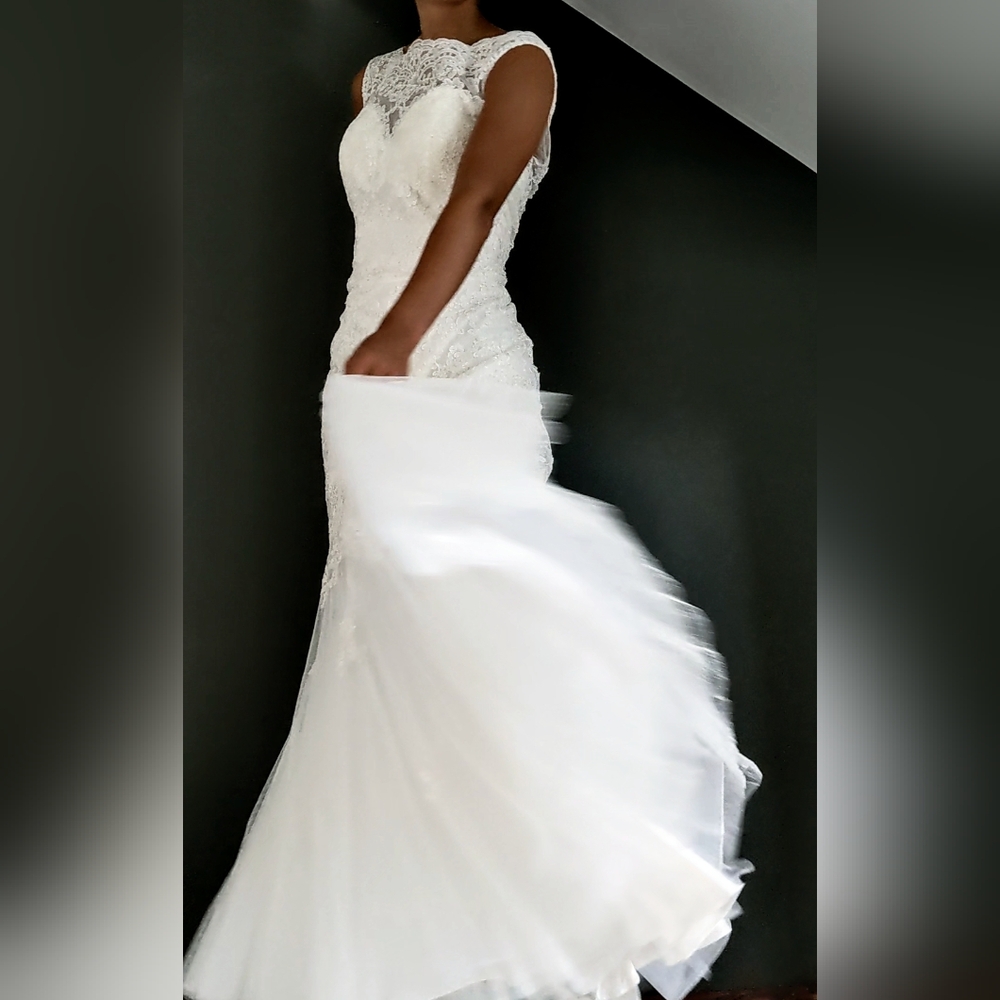 Dave & Johnny Gown